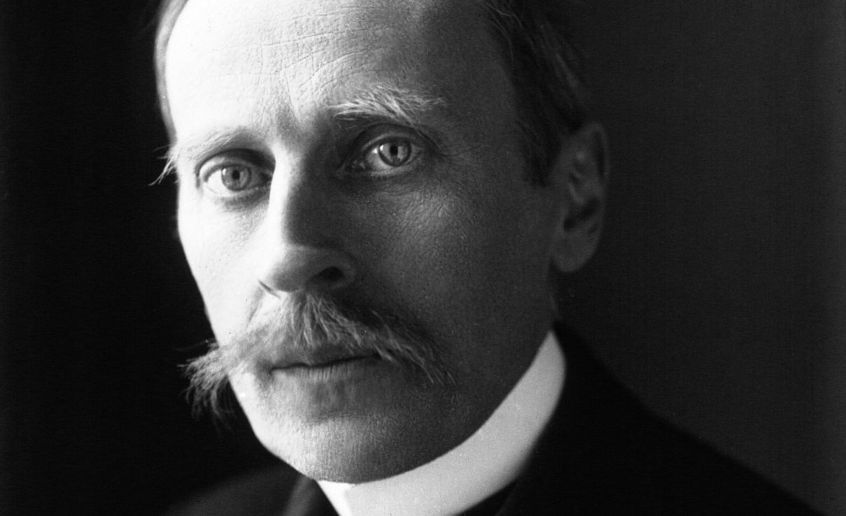 Romain Rolland (1866. december 22.) – Az erkölcsi felelősség írója - Oskola Antikvárium