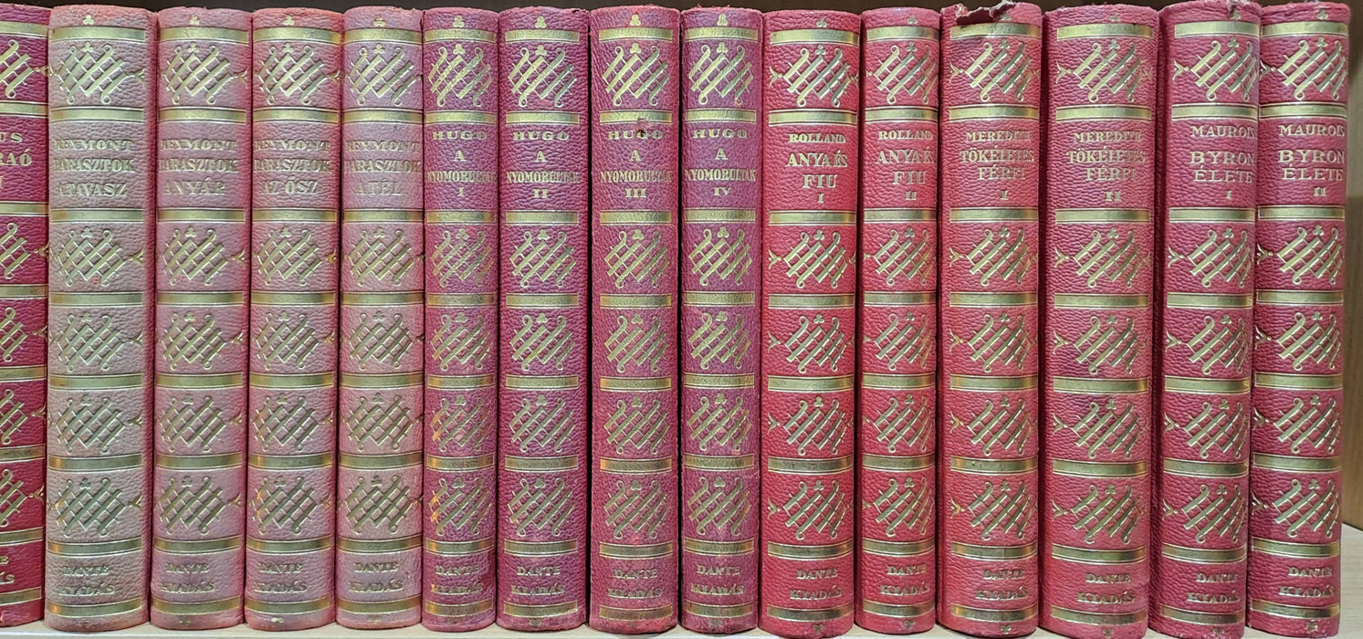 Halhatatlan Könyvek 52 kötete (nem teljes sorozat)