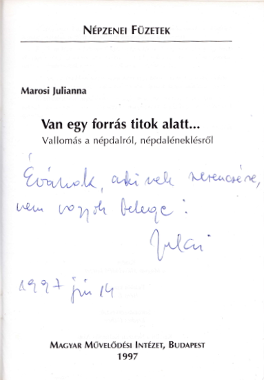 Van egy forrás titok alatt...