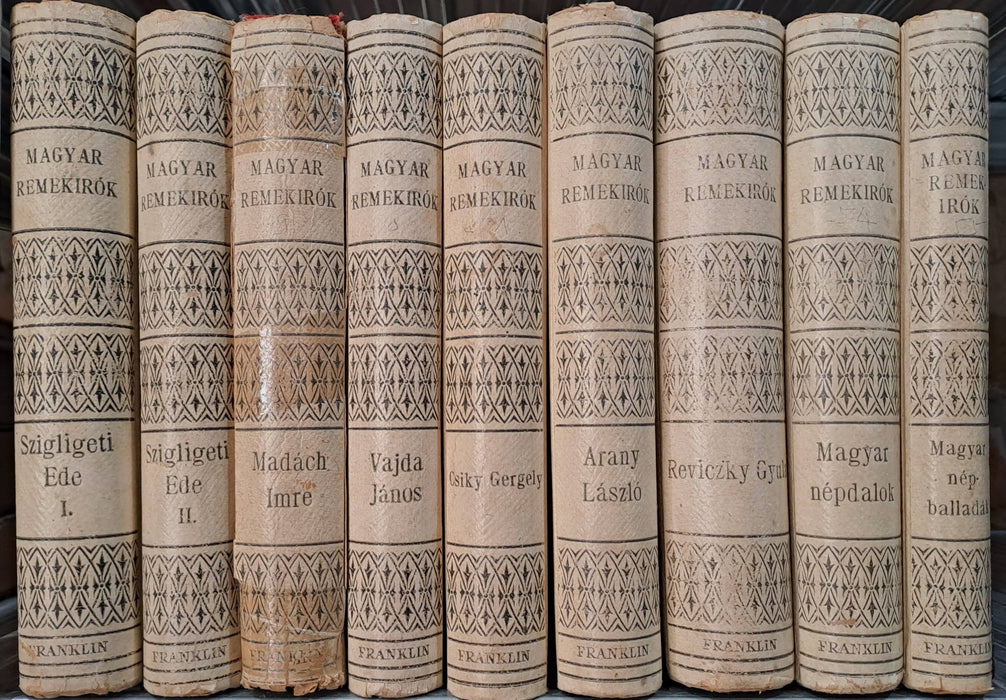 Magyar Remekírók I-LV.