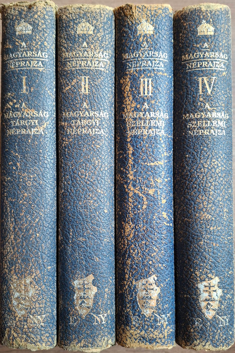 A magyarság néprajza I-IV.