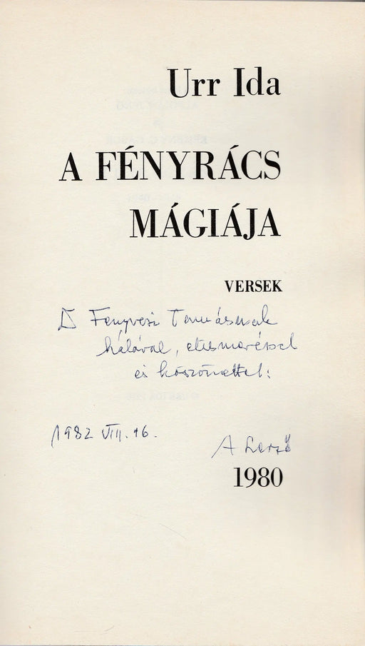 A fényrács mágiája - Oskola Antikvárium