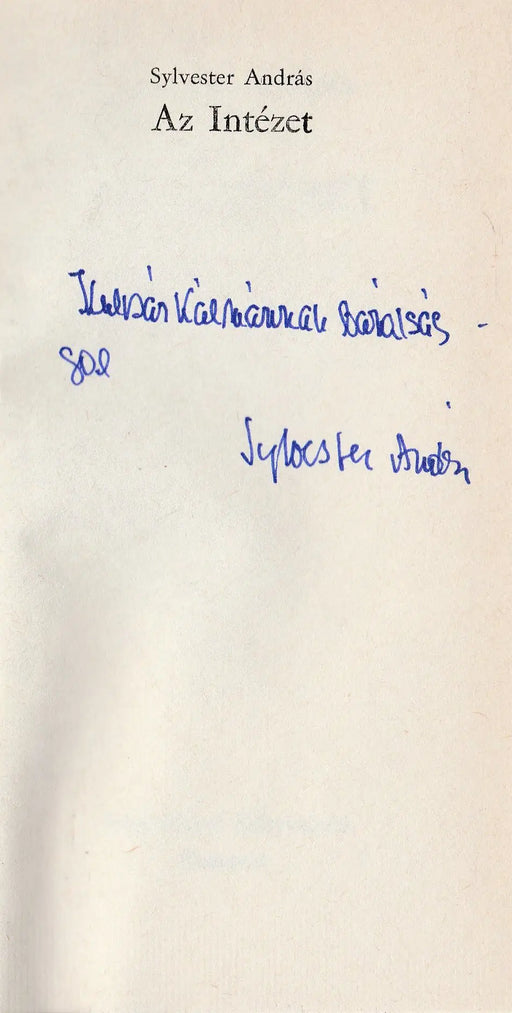 Az intézet - Oskola Antikvárium