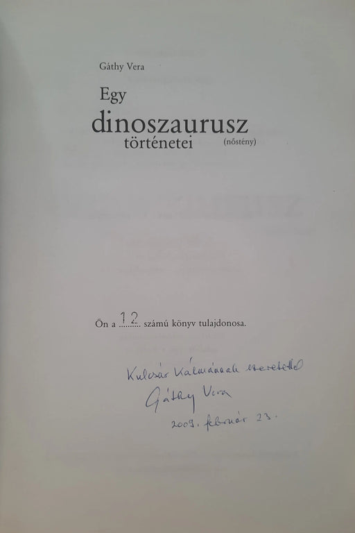 Egy dinoszaurusz (nőstény) történetei - Oskola Antikvárium