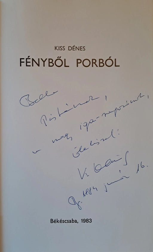 Fényből porból - Oskola Antikvárium