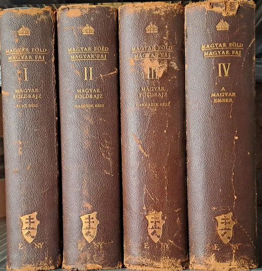 Magyar föld, magyar faj I - IV. - Oskola Antikvárium