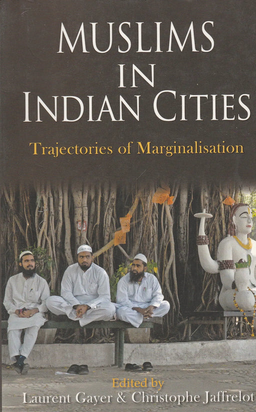Muslims in Indian Cities - Oskola Antikvárium