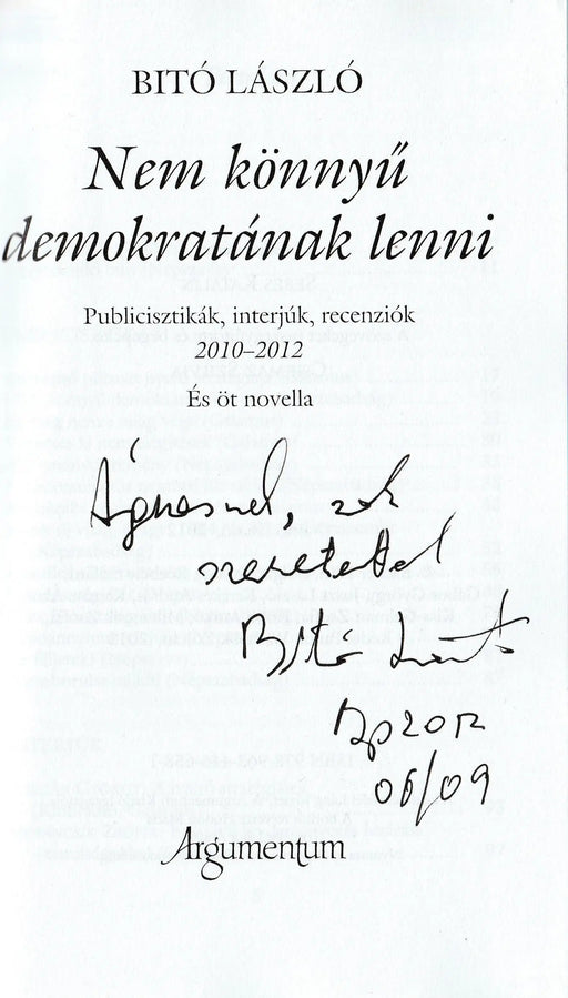 Nem könnyű demokratának lenni - Oskola Antikvárium