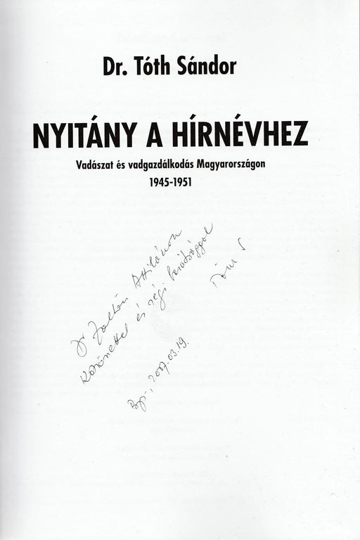 Nyitány a hírnévhez - Oskola Antikvárium
