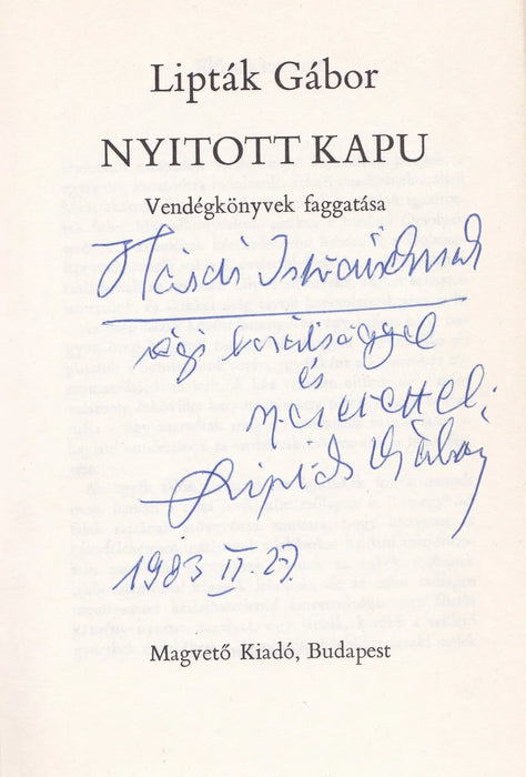 Nyitott kapu - Oskola Antikvárium