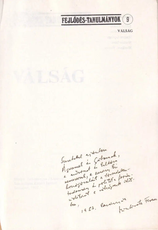Válság - Fejlődés - tanulmányok 9. - Oskola Antikvárium