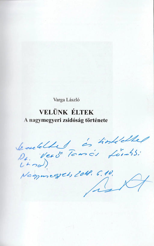 Velünk éltek - Oskola Antikvárium